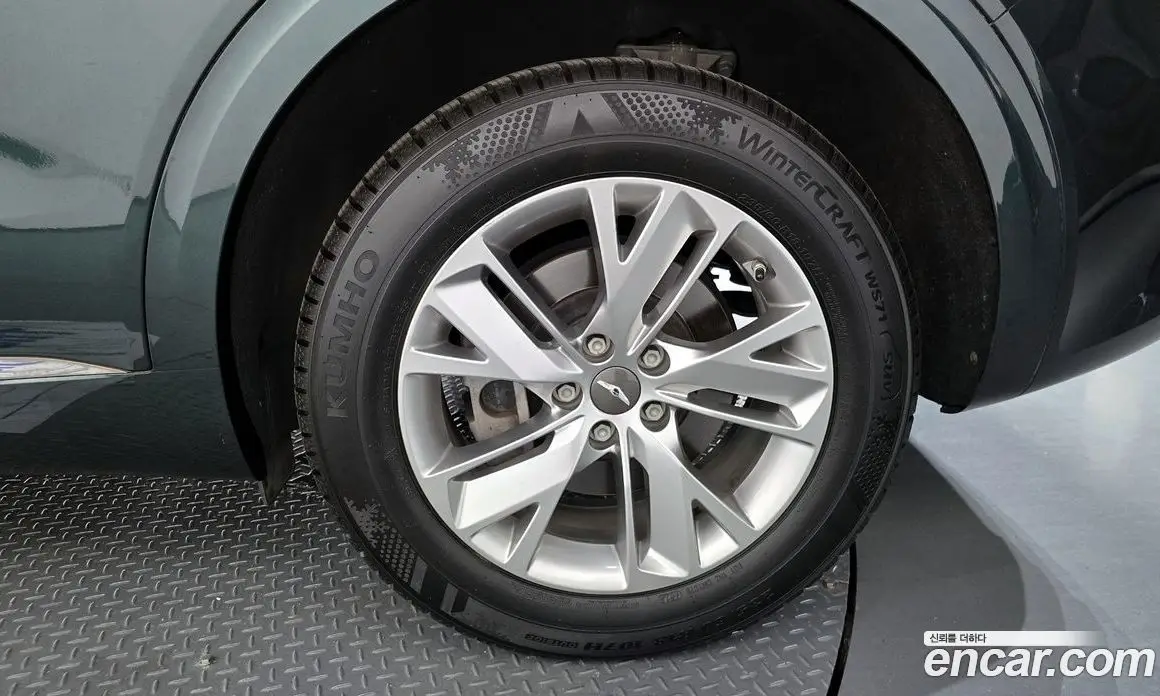 Genesis GV70 2021 2.5 автомат (гидро), фото 7 Genesis GV70 2021 2.5 автомат (гидро), фото 7