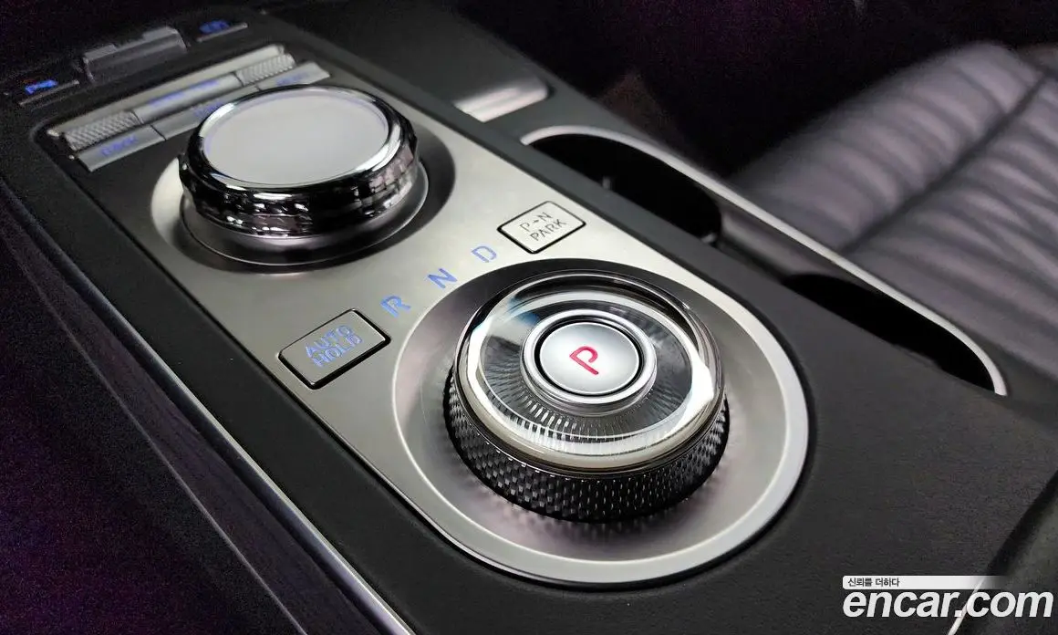 Genesis GV70 2021 2.5 автомат (гидро), фото 11