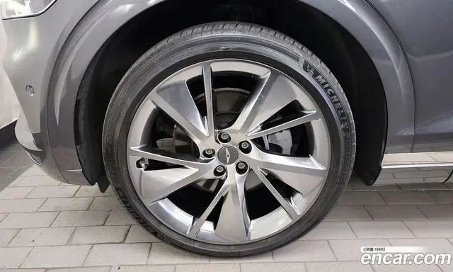 Genesis GV70 2021 2.5 автомат (гидро), миниатюра 4