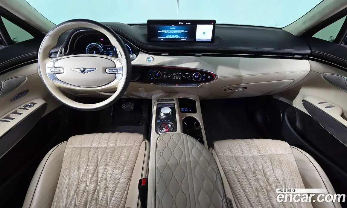 Genesis GV70 2021 2.5 автомат (гидро), фото 10 Genesis GV70 2021 2.5 автомат (гидро), фото 10