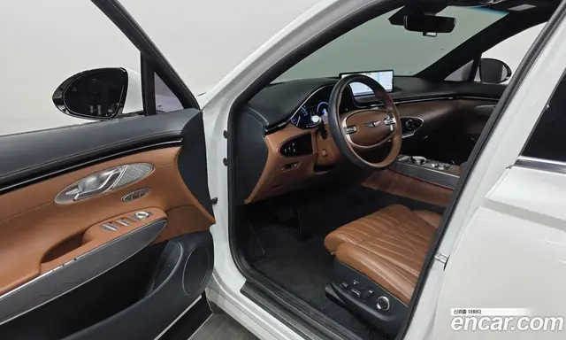 Genesis GV70 2021 2.5 автомат (гидро), миниатюра 10 Genesis GV70 2021 2.5 автомат (гидро), миниатюра 10