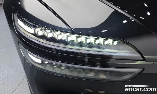 Genesis GV70 2025 2.5 автомат (гидро), миниатюра 8