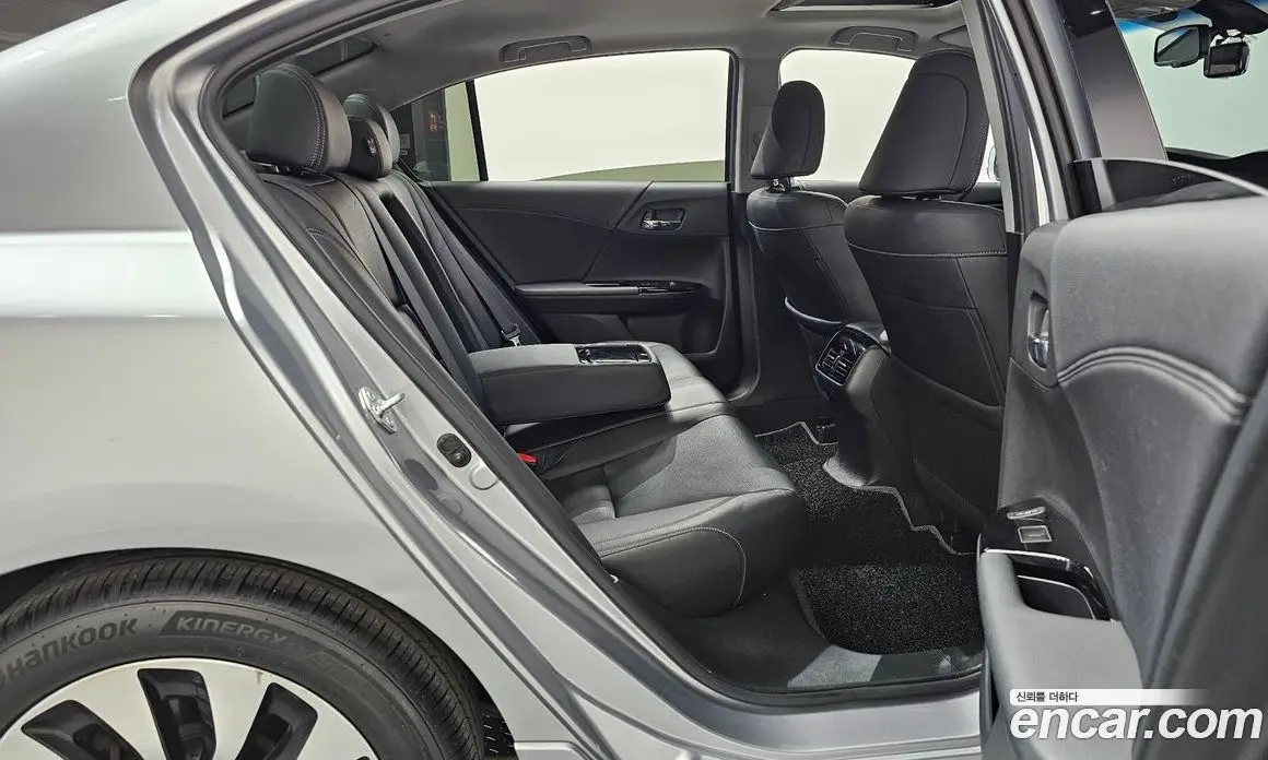 Honda Accord 2017 2.0 автомат (гидро), фото 17 Honda Accord 2017 2.0 автомат (гидро), фото 17