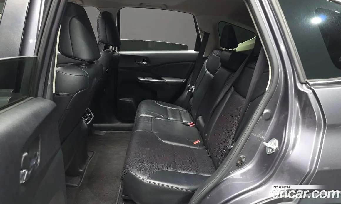 Honda CR-V 2016 2.4 автомат (гидро), фото 12 Honda CR-V 2016 2.4 автомат (гидро), фото 12