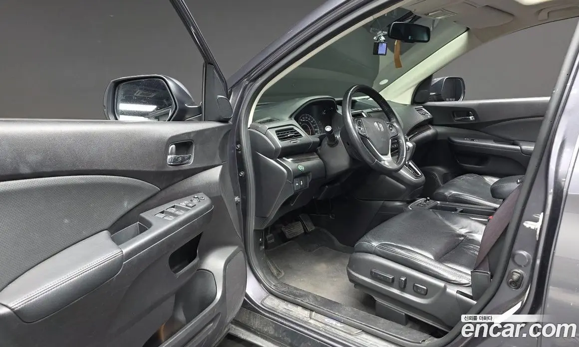 Honda CR-V 2016 2.4 автомат (гидро), фото 10 Honda CR-V 2016 2.4 автомат (гидро), фото 10