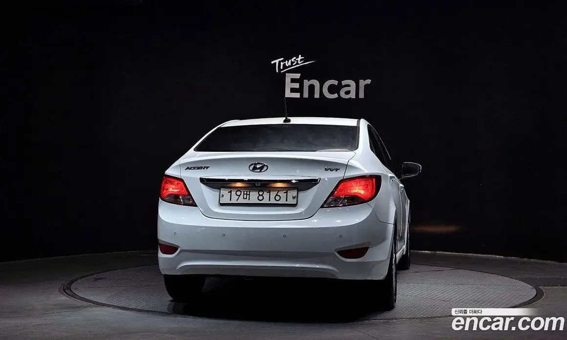 Hyundai Accent 2015 1.4 автомат (гидро), фото 4 Hyundai Accent 2015 1.4 автомат (гидро), фото 4