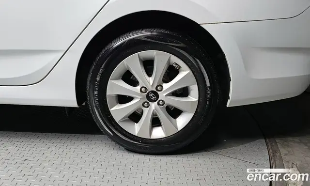 Hyundai Accent 2015 1.4 автомат (гидро), миниатюра 7 Hyundai Accent 2015 1.4 автомат (гидро), миниатюра 7