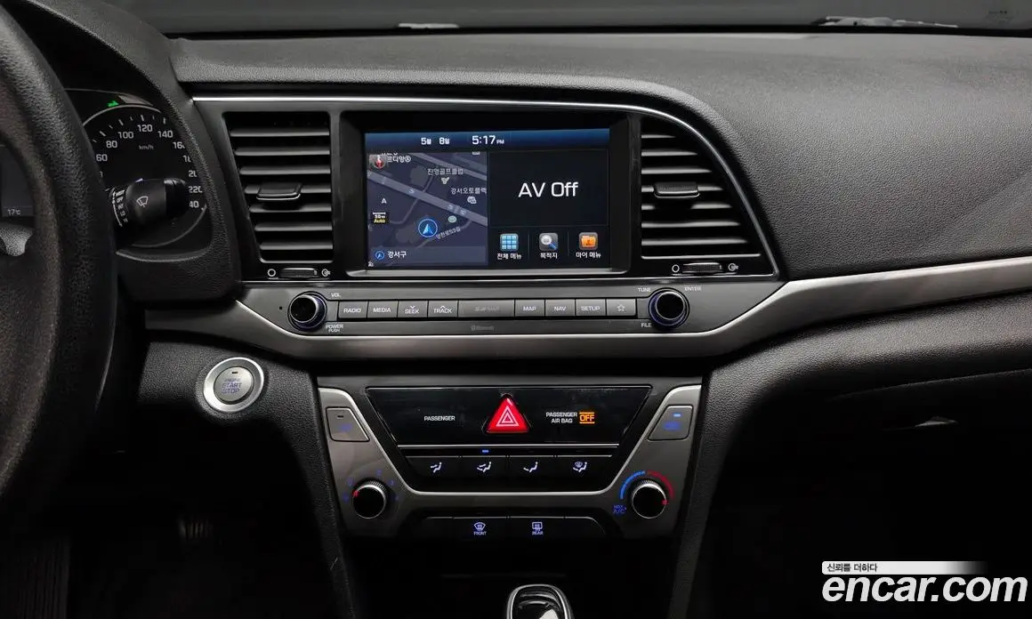 Hyundai Avante 2017 1.6 автомат (гидро), фото 20