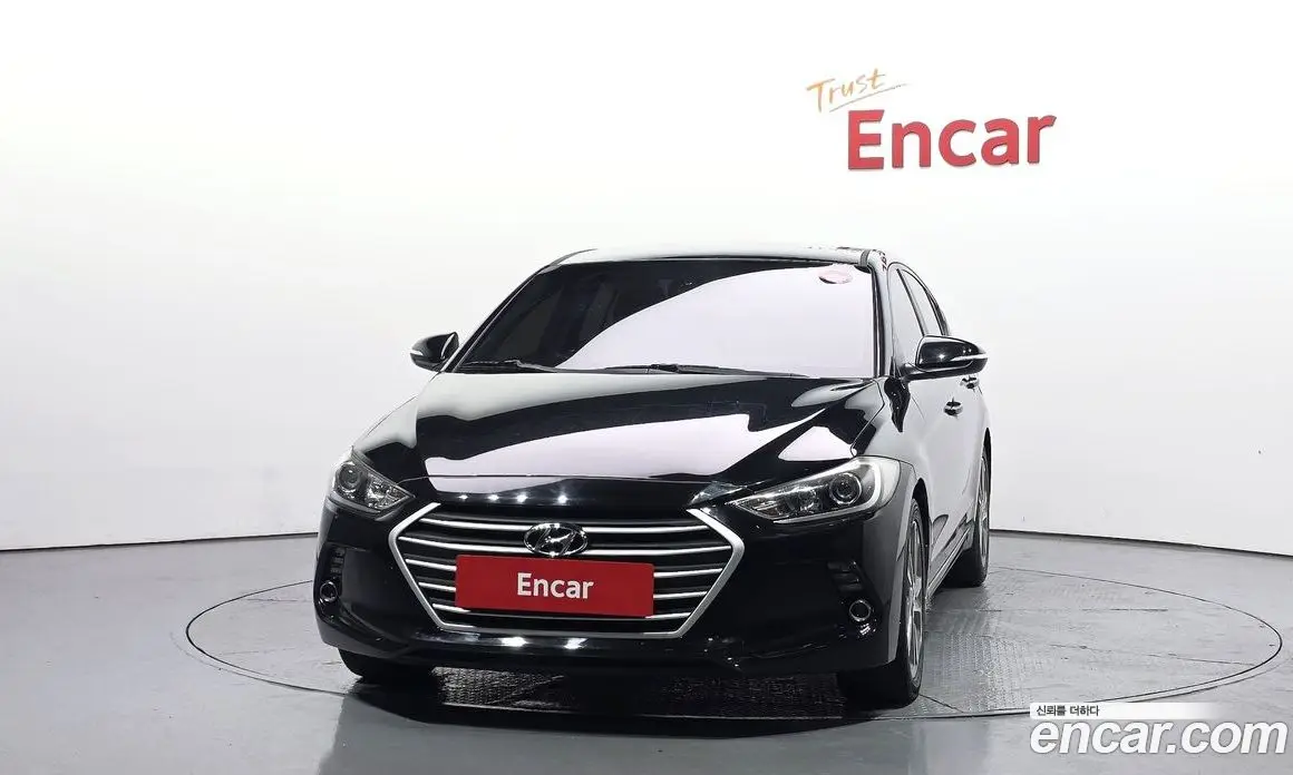 Hyundai Avante 2018 1.6 автомат (гидро), фото 3