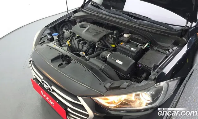 Hyundai Avante 2018 1.6 автомат (гидро), миниатюра 6