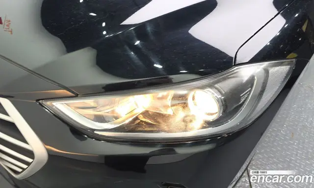 Hyundai Avante 2018 1.6 автомат (гидро), миниатюра 8