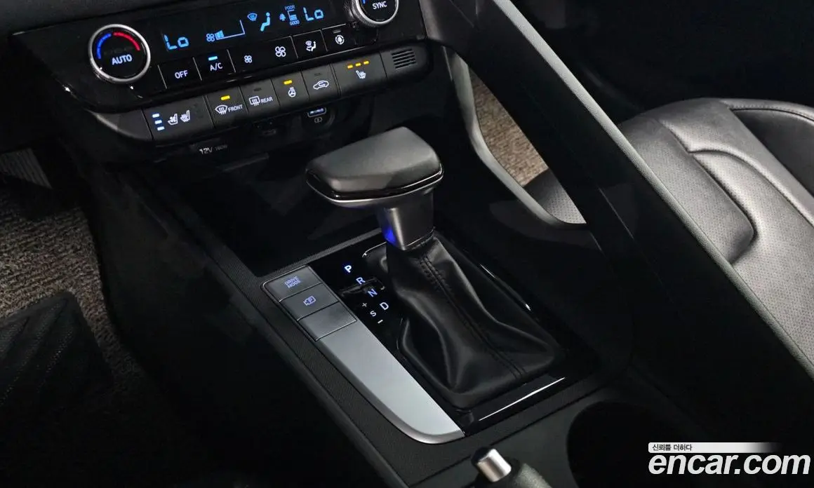 Hyundai Avante 2020 1.6 автомат (гидро), фото 11