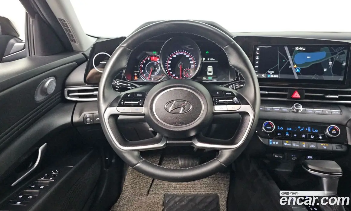Hyundai Avante 2020 1.6 автомат (гидро), фото 18