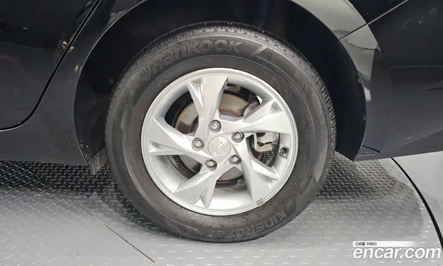 Hyundai Avante 2020 1.6 автомат (гидро), миниатюра 6