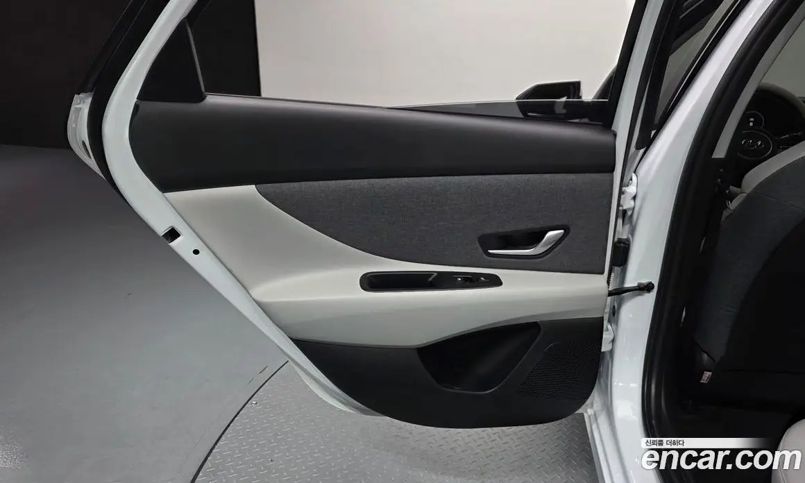 Hyundai Avante 2021 1.6 автомат (гидро), фото 15