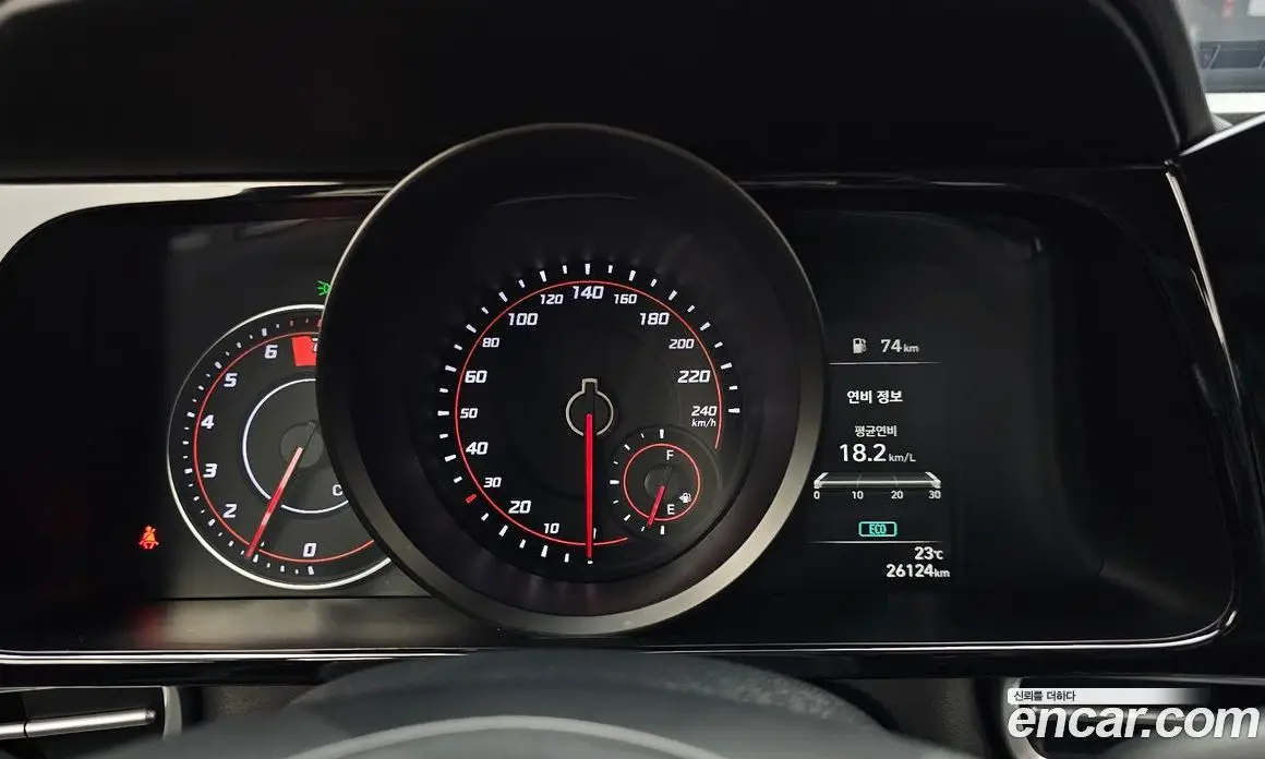 Hyundai Avante 2022 1.6 автомат (гидро), фото 11