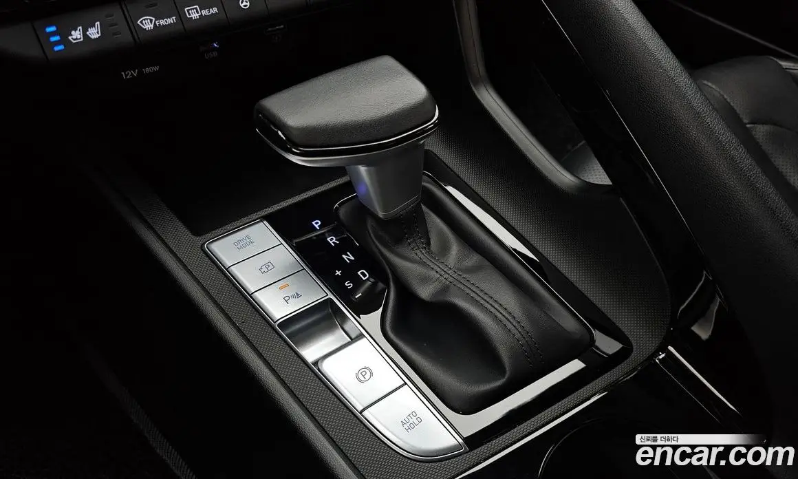 Hyundai Avante 2022 1.6 автомат (гидро), фото 12