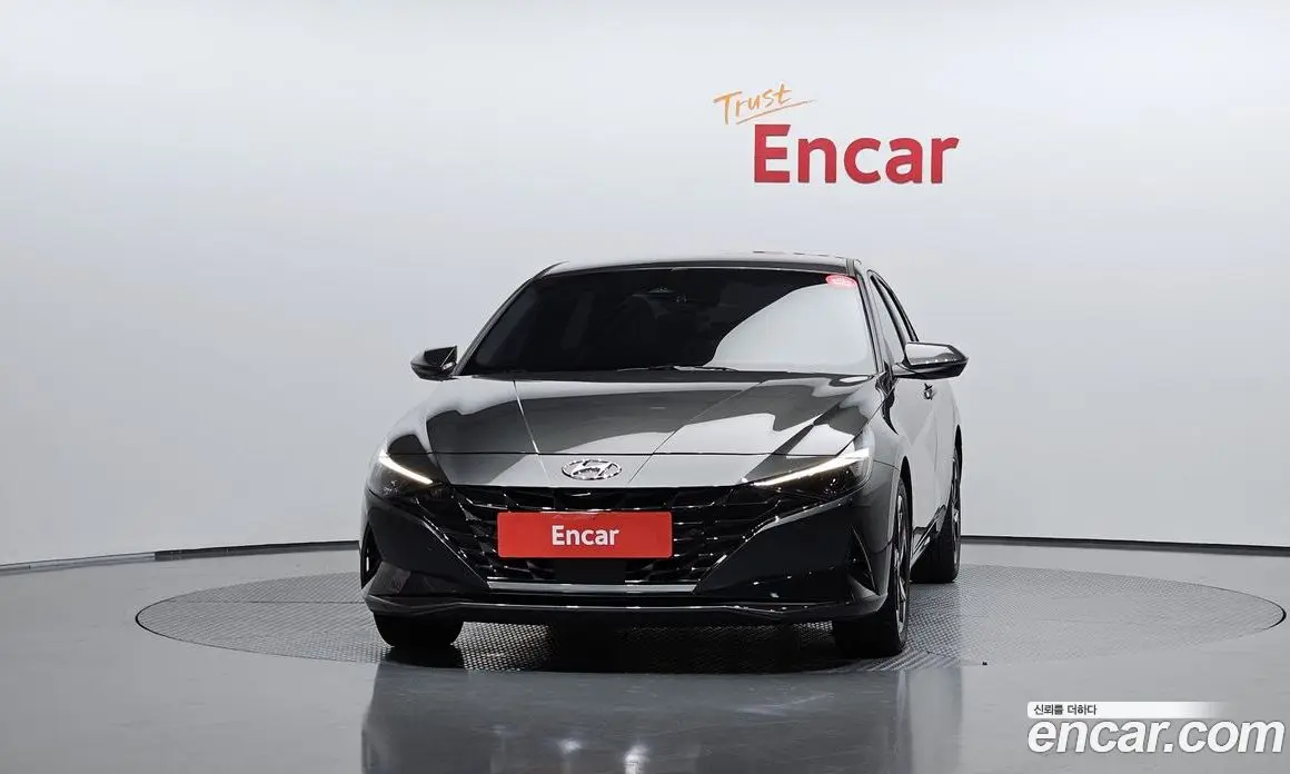 Hyundai Avante 2022 1.6 автомат (гидро), фото 3
