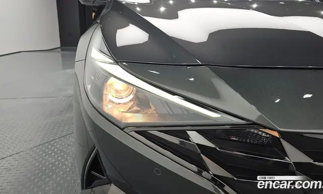 Hyundai Avante 2022 1.6 автомат (гидро), миниатюра 8