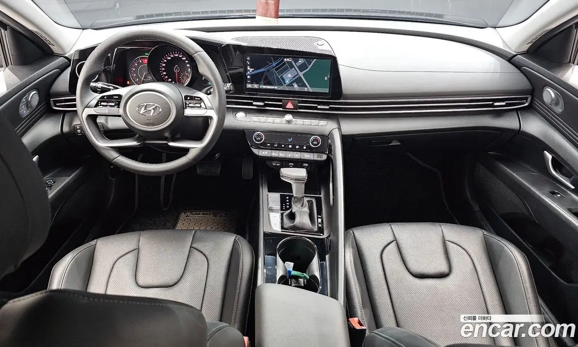 Hyundai Avante 2022 1.6 автомат (гидро), фото 10