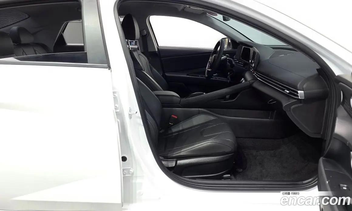 Hyundai Avante 2024 1.6 автомат (гидро), фото 16 Hyundai Avante 2024 1.6 автомат (гидро), фото 16