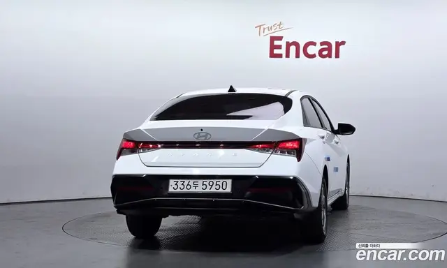 Hyundai Avante 2024 1.6 автомат (гидро), миниатюра 4 Hyundai Avante 2024 1.6 автомат (гидро), миниатюра 4