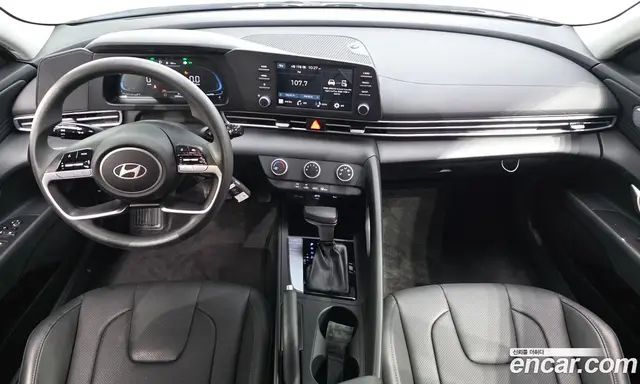 Hyundai Avante 2024 1.6 автомат (гидро), миниатюра 10 Hyundai Avante 2024 1.6 автомат (гидро), миниатюра 10