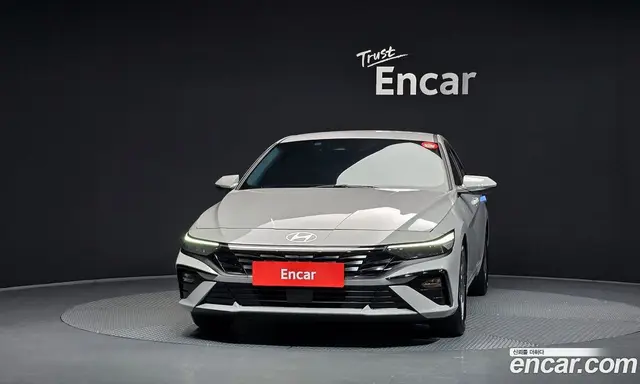 Hyundai Avante 2026 1.6 автомат (гидро), миниатюра 3