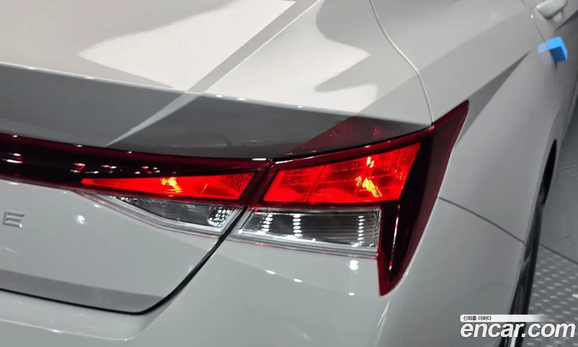 Hyundai Avante 2026 1.6 автомат (гидро), фото 9