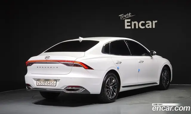 Hyundai Grandeur 2020 2.5 автомат (гидро), миниатюра 2