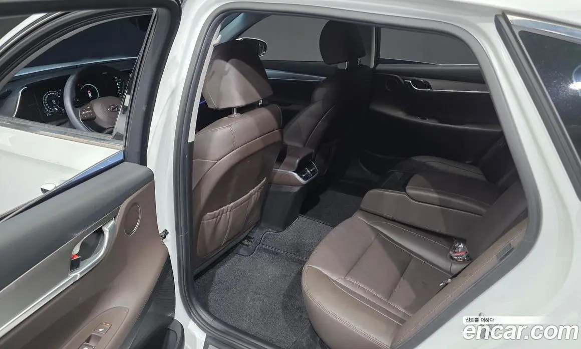 Hyundai Grandeur 2020 2.5 автомат (гидро), фото 16