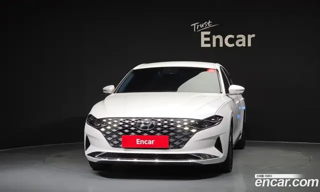 Hyundai Grandeur 2020 2.5 автомат (гидро), миниатюра 3