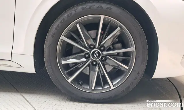 Hyundai Grandeur 2022 2.5 автомат (гидро), миниатюра 7 Hyundai Grandeur 2022 2.5 автомат (гидро), миниатюра 7