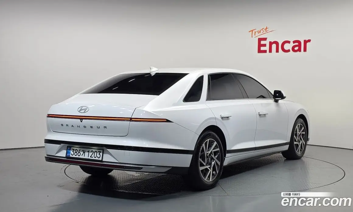Hyundai Grandeur 2023 3.5 автомат (гидро), фото 2 Hyundai Grandeur 2023 3.5 автомат (гидро), фото 2