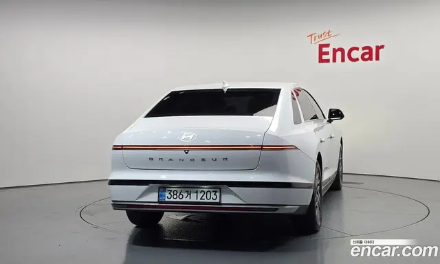 Hyundai Grandeur 2023 3.5 автомат (гидро), миниатюра 4 Hyundai Grandeur 2023 3.5 автомат (гидро), миниатюра 4