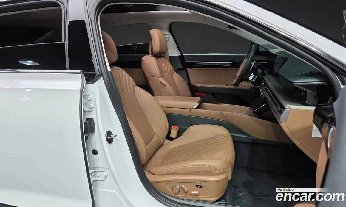 Hyundai Grandeur 2024 1.6 автомат (гидро), фото 16 Hyundai Grandeur 2024 1.6 автомат (гидро), фото 16