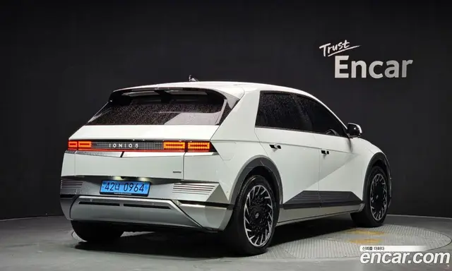Hyundai Ioniq 5 2022 0.1 автомат (гидро), миниатюра 2