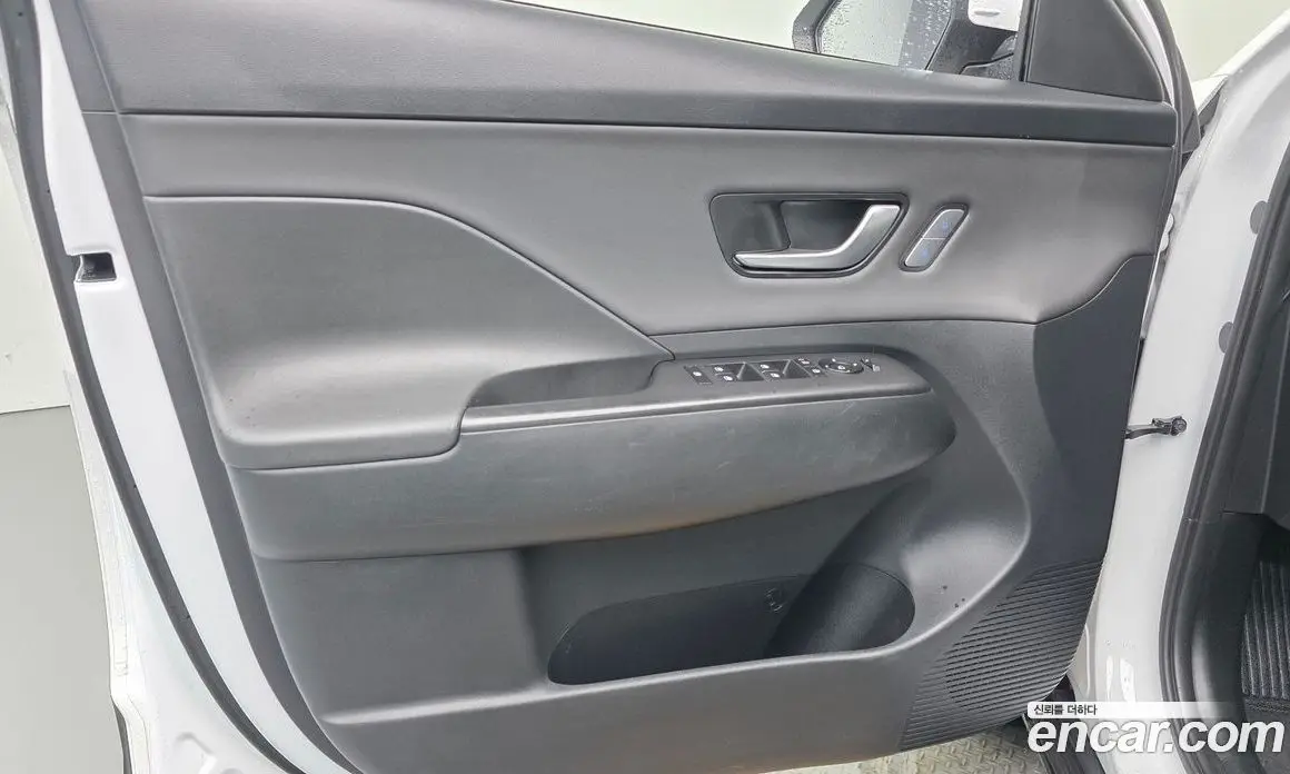 Hyundai Kona 2023 2.0 автомат (гидро), фото 14