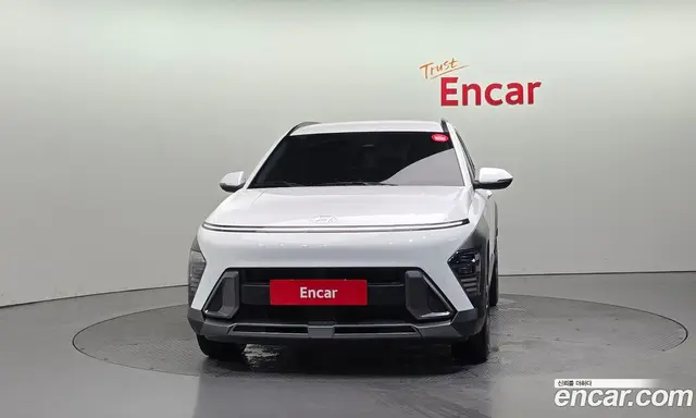 Hyundai Kona 2023 2.0 автомат (гидро), миниатюра 3