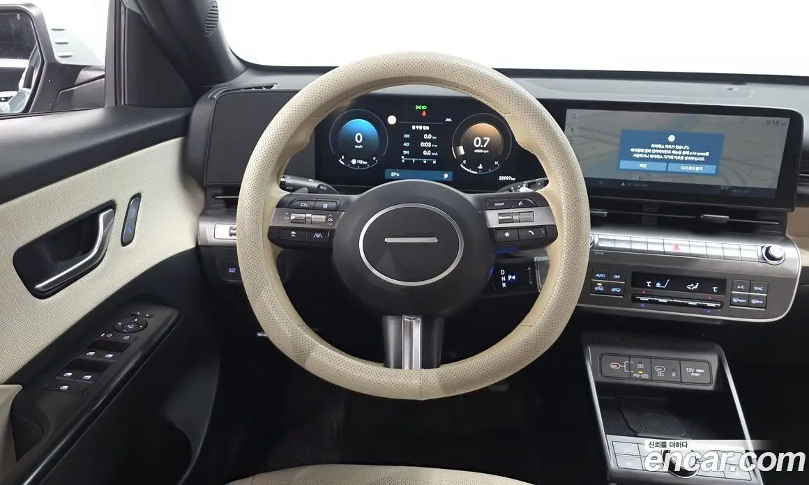 Hyundai Kona 2023 1.6 автомат (гидро), фото 17