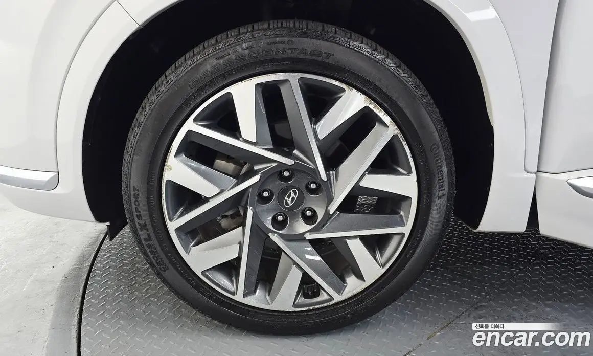 Hyundai Santa Fe 2020 2.2 автомат (гидро), фото 5 Hyundai Santa Fe 2020 2.2 автомат (гидро), фото 5