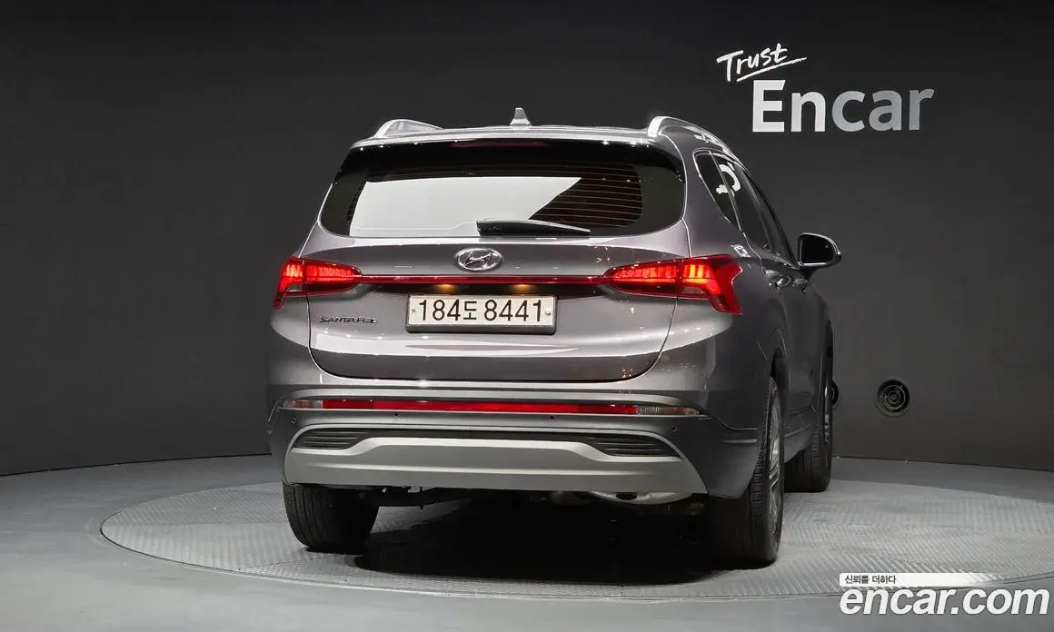 Hyundai Santa Fe 2022 2.2 автомат (гидро), фото 4 Hyundai Santa Fe 2022 2.2 автомат (гидро), фото 4