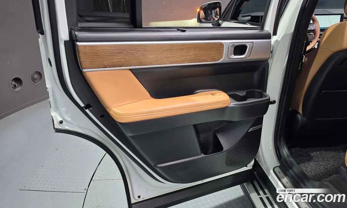 Hyundai Santa Fe 2023 2.5 автомат (гидро), фото 15