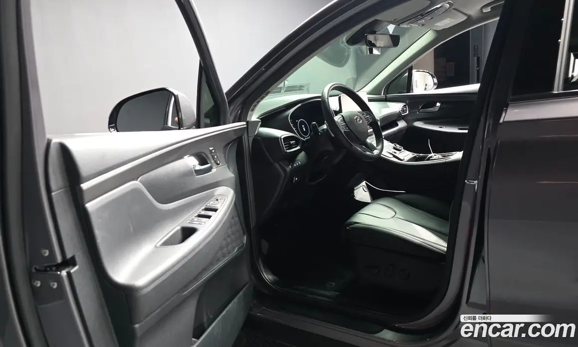 Hyundai Santa Fe 2023 1.6 автомат (гидро), фото 12