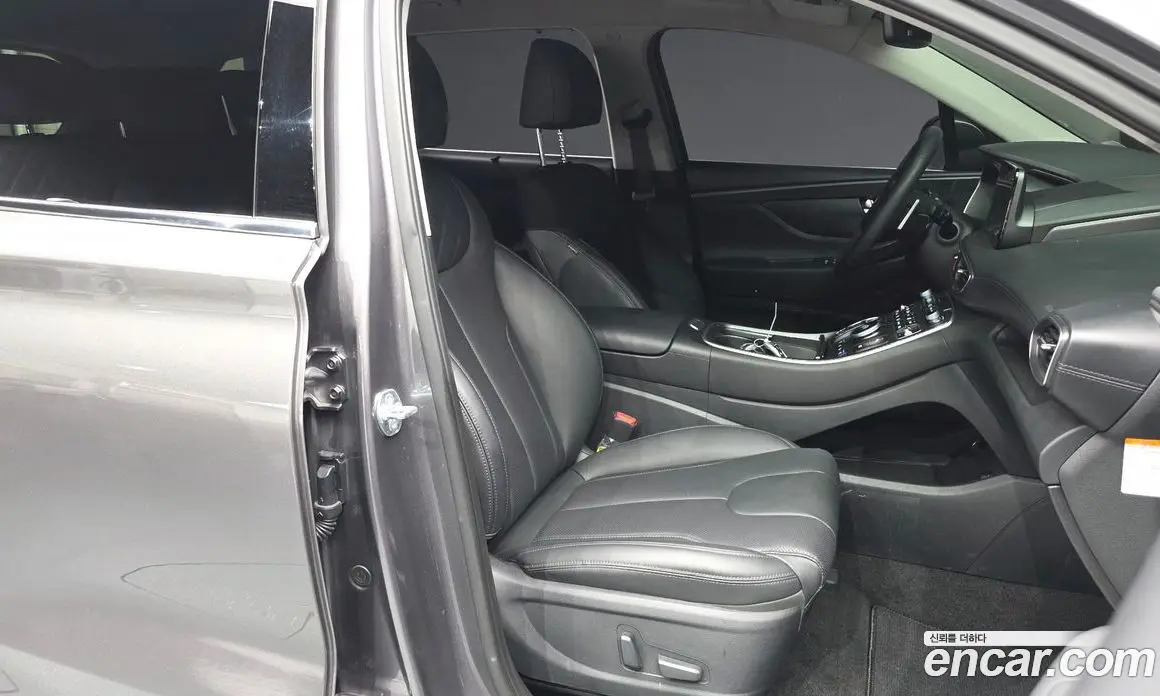 Hyundai Santa Fe 2023 1.6 автомат (гидро), фото 16