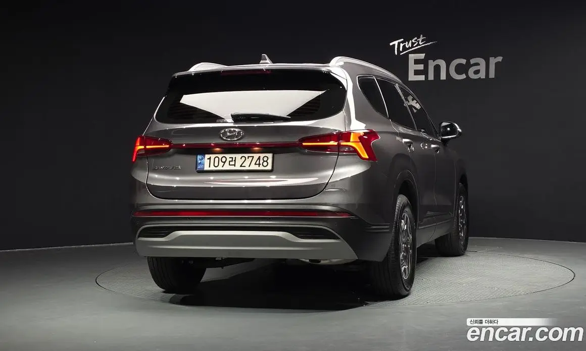 Hyundai Santa Fe 2023 1.6 автомат (гидро), фото 3