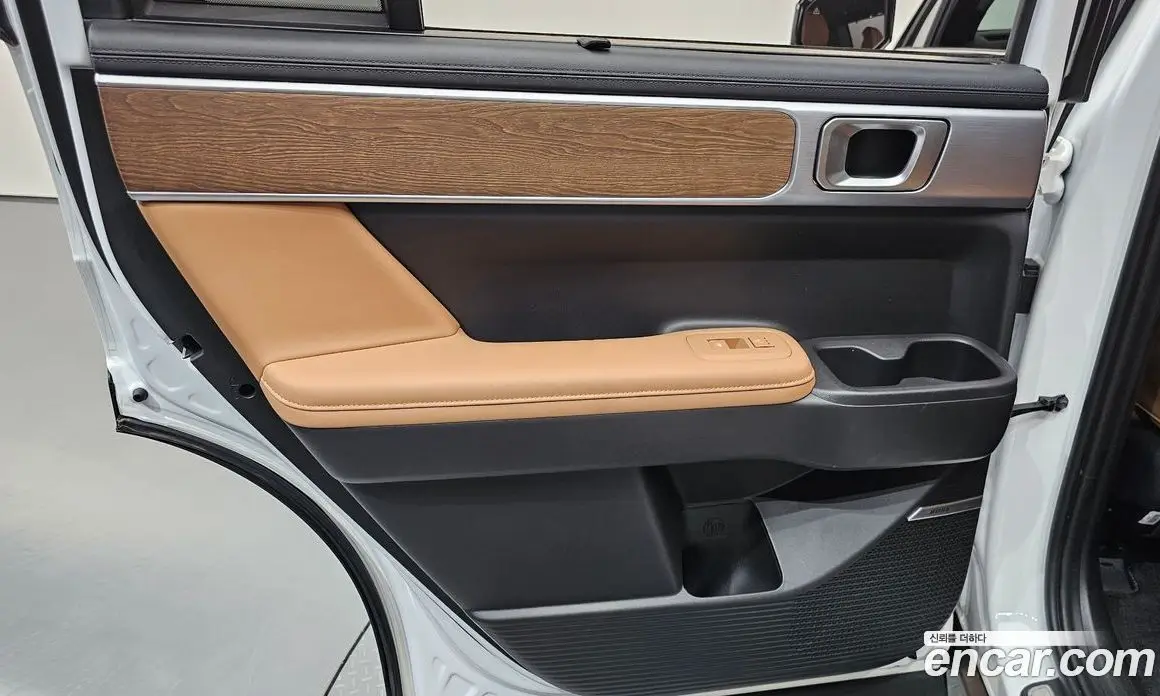 Hyundai Santa Fe 2024 1.6 автомат (гидро), фото 15