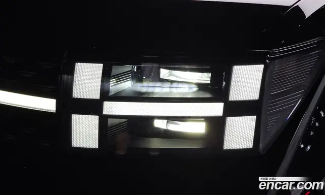 Hyundai Santa Fe 2024 1.6 автомат (гидро), миниатюра 7 Hyundai Santa Fe 2024 1.6 автомат (гидро), миниатюра 7