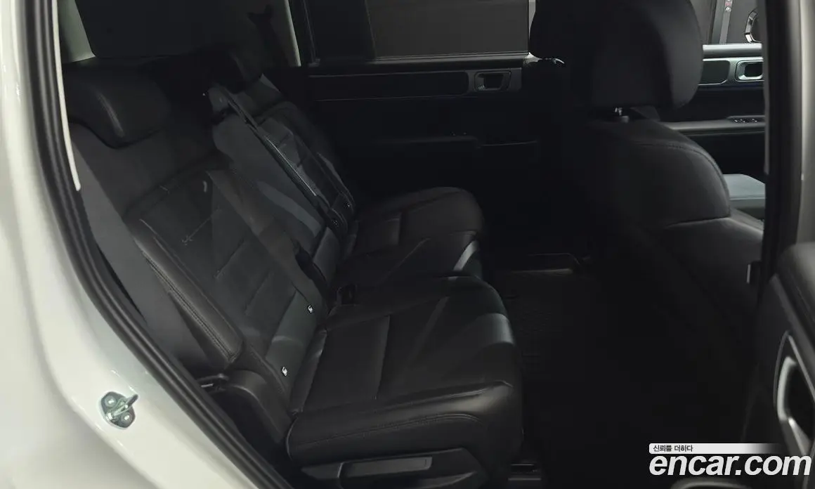 Hyundai Santa Fe 2025 2.5 автомат (гидро), фото 11
