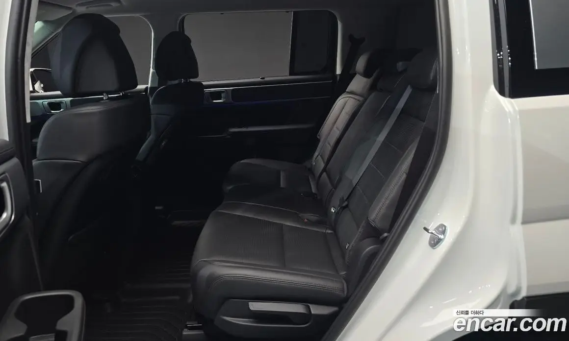 Hyundai Santa Fe 2025 2.5 автомат (гидро), фото 12